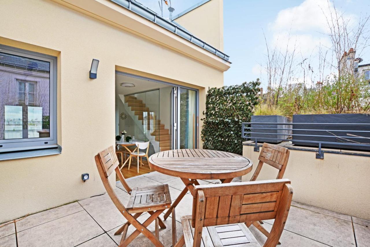 Appartamento Exceptional Triplex With Terrace - Montmartre Parigi Esterno foto