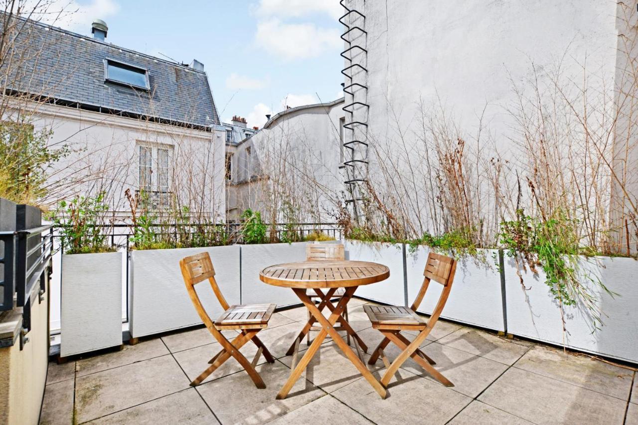 Appartamento Exceptional Triplex With Terrace - Montmartre Parigi Esterno foto