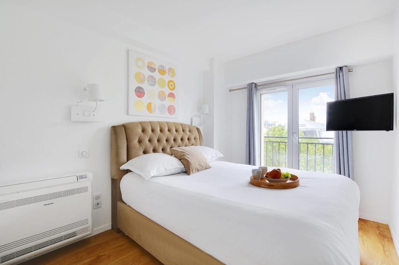 Appartamento Exceptional Triplex With Terrace - Montmartre Parigi Esterno foto